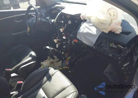 2016 Hyundai Elantra Gt z USA, uszkodzony, nr VIN KMHD35LH3GU282236